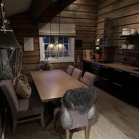Charming Log Cabin With 3 Bedrooms On Golsfjellet Dom wakacyjny Gol