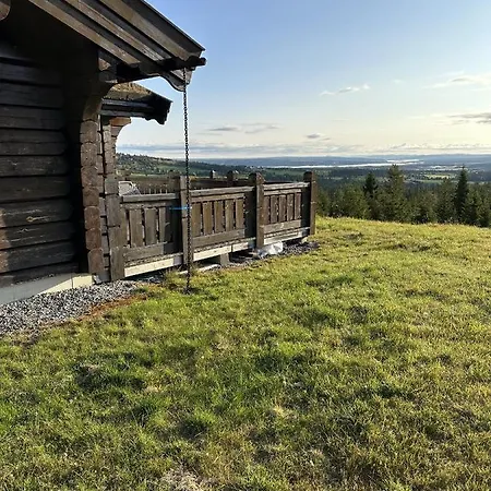Dom wakacyjny Charming Log Cabin With 3 Bedrooms On Golsfjellet *